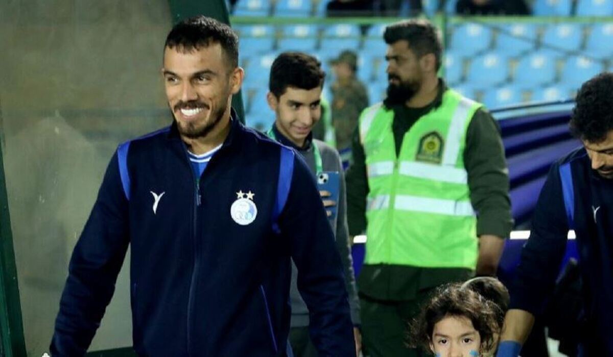 استوری عجیب مدافع استقلال درباره چالشهای اخیر + عکس استوری عجیب مدافع استقلال درباره چالشهای اخیر + عکس