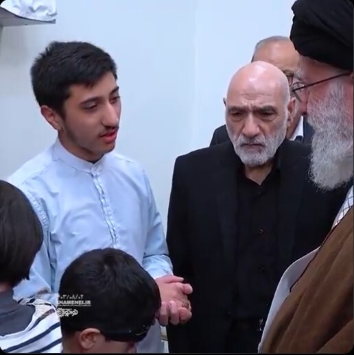 ببینید| فرزند معصومه کرباسی در دیدار با رهبری: الحمدالله موشک چهارم پدر و مادرم را به شهادت رساند ببینید| فرزند معصومه کرباسی در دیدار با رهبری: الحمدالله موشک چهارم پدر و مادرم را به شهادت رساند