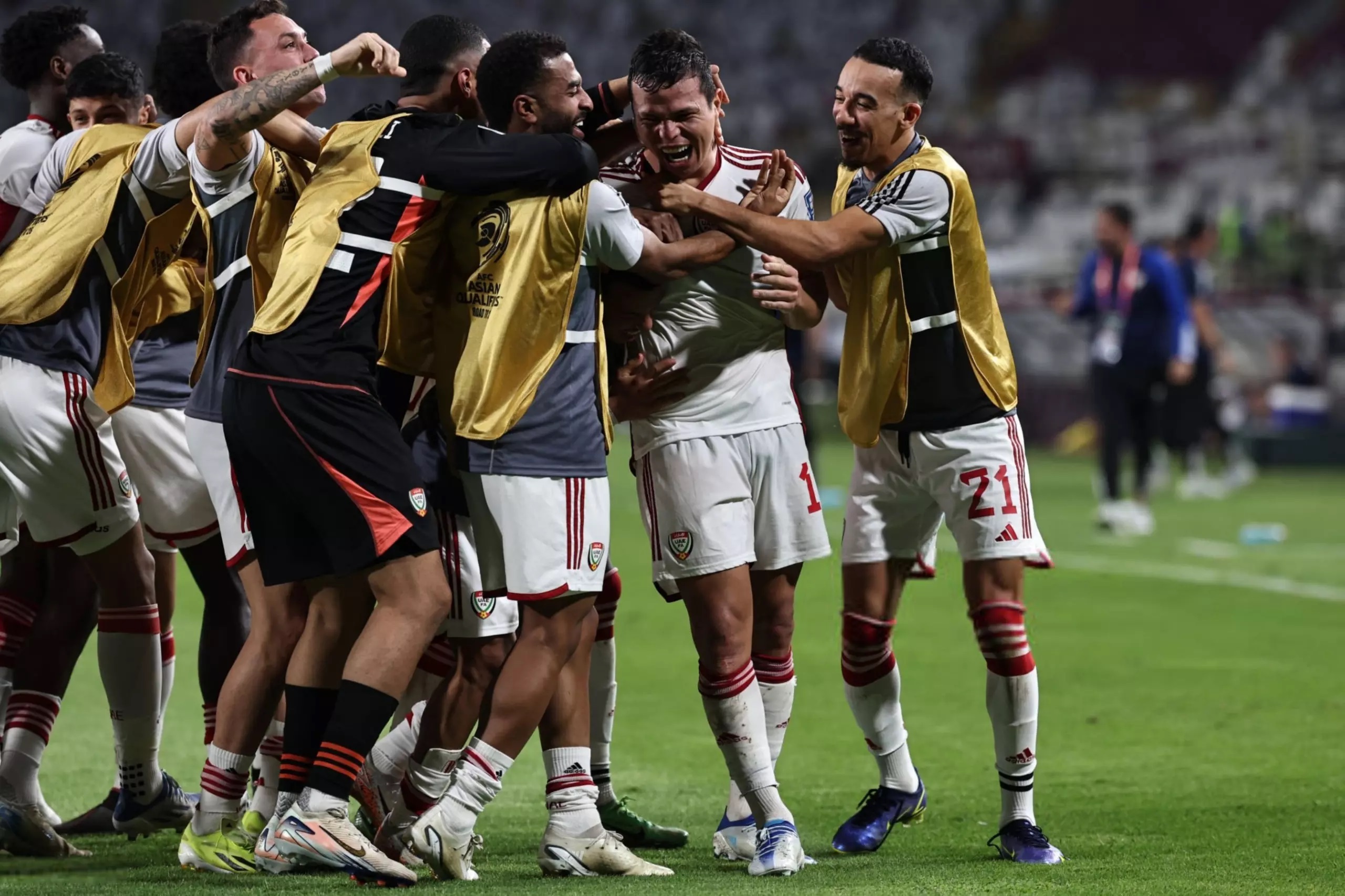 امارات ۵ - قطر ۰؛ آبروی قهرمان آسیا رفت! امارات ۵ - قطر ۰؛ آبروی قهرمان آسیا رفت!