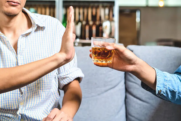 سیگار و مشروب بعد از کاشت مو مجاز است؟ سیگار و مشروب بعد از کاشت مو مجاز است؟