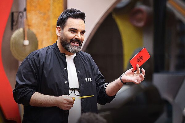 هدف تازه رادیکال ها: توقیف برنامه جوکر | نامه به رئیس ساترا بر ضد برنامه احسان علیخانی!