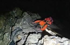 ببینید| جان باختن تلخ یک جوان بر اثر سقوط از ارتفاعات کن ببینید| جان باختن تلخ یک جوان بر اثر سقوط از ارتفاعات کن