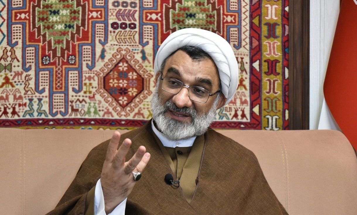 انتقاد تند دبیرشورای عالی انقلاب فرهنگی از مصوبه عفاف و حجاب و منتقدان ظریف | برخی مصوبهها نتیجه عکس دارد| تخلف در قانون به کارگیری افراد دوتابعیتی بسیار است انتقاد تند دبیرشورای عالی انقلاب فرهنگی از مصوبه عفاف و حجاب و منتقدان ظریف | برخی مصوبهها نتیجه عکس دارد| تخلف در قانون به کارگیری افراد دوتابعیتی بسیار است