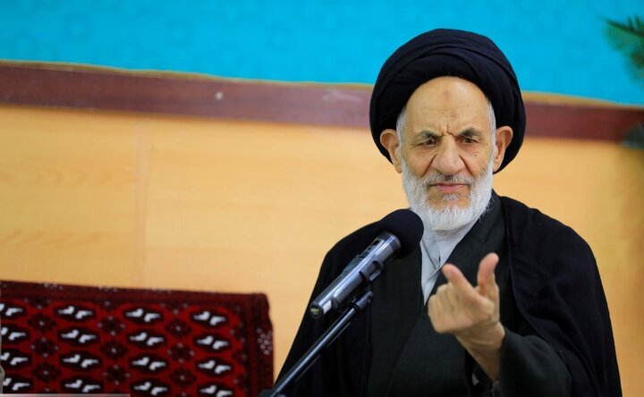 به افراد بی حجاب خدمات ارائه نشود