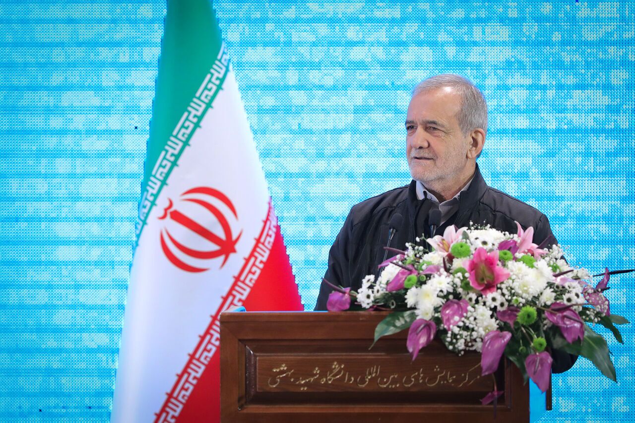 پزشکیان: همه اختلافات ناشی از تجاوز به حقوق دیگران است | با امر و نهی امکان اصلاح نیست پزشکیان: همه اختلافات ناشی از تجاوز به حقوق دیگران است | با امر و نهی امکان اصلاح نیست