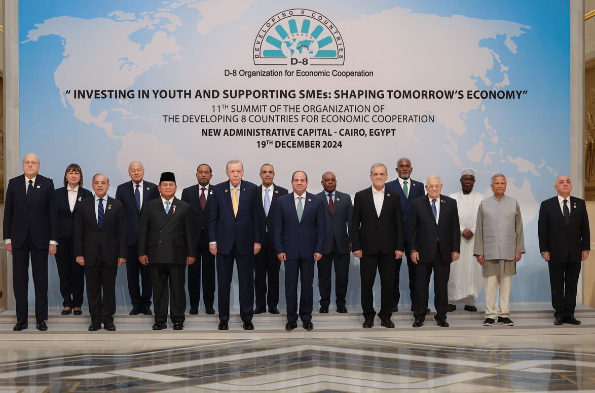 درخواست پزشکیان از کشورهای اسلامی در نشست سران سازمان «دی هشت»: با همگرایی مقابل جنایات رژیم صهیونیستی بایستیم + متن کامل سخنرانی درخواست پزشکیان از کشورهای اسلامی در نشست سران سازمان «دی هشت»: با همگرایی مقابل جنایات رژیم صهیونیستی بایستیم + متن کامل سخنرانی