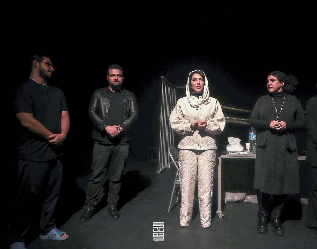 «حِرمان» به وعده خود عمل کرد | دو زندانی جرایم مالی آزاد شدند «حِرمان» به وعده خود عمل کرد | دو زندانی جرایم مالی آزاد شدند