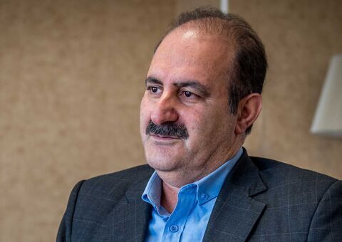 وحید محمودی کیست؟ | سرپرست صندوق بازنشستگی کشور و مبدع «روش محمودی» در تجزیه الگوهای فقر وحید محمودی کیست؟ | سرپرست صندوق بازنشستگی کشور و مبدع «روش محمودی» در تجزیه الگوهای فقر