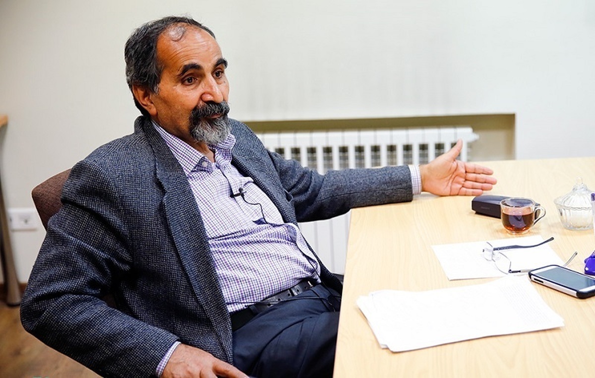 نیاز به یک بازی سیاسی برای گفت‌و‌گو و مذاکره داریم| ما راهی به جز صلح با جهان نداریم