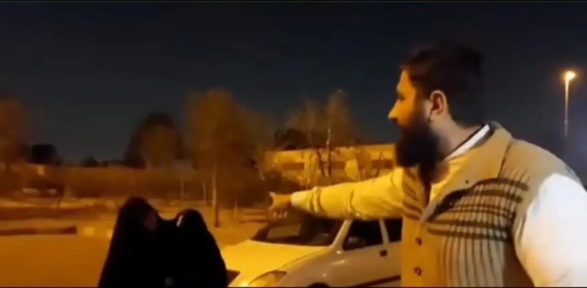 ببینید| تجمع کننده حجاب: آقای قالیباف، کاری که شما با ناموس شیعه کردید، چوب دارد!