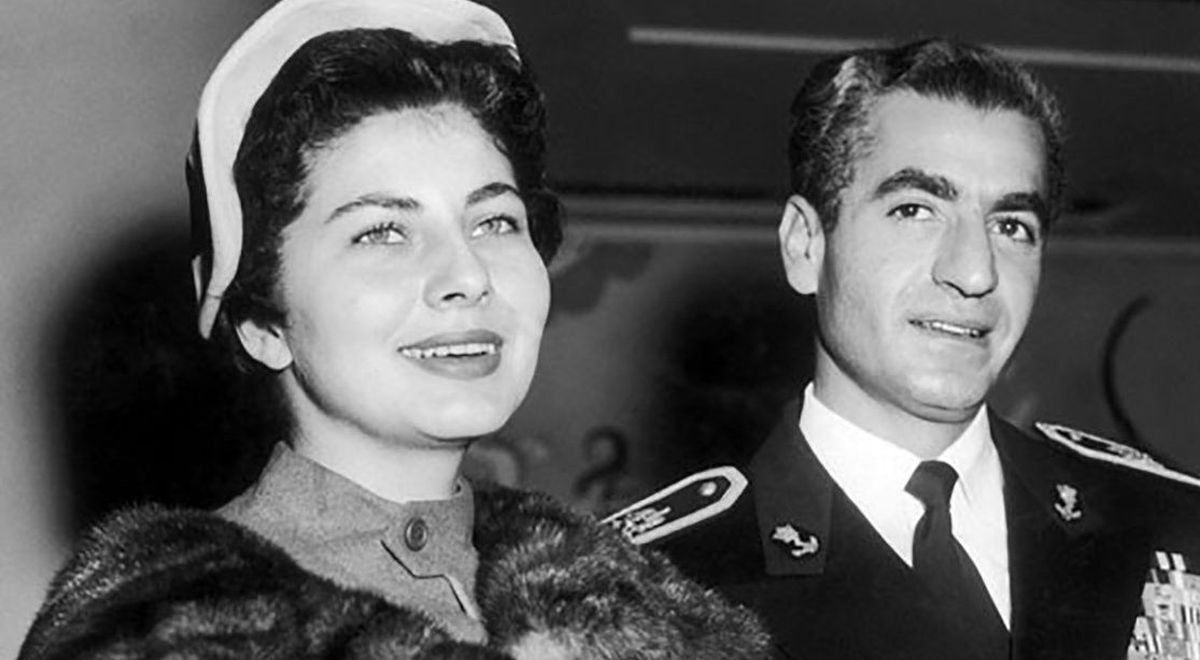 شاه و ثریا در سویا اسپانیا در اردیبهشت ۱۳۳۶ +عکس