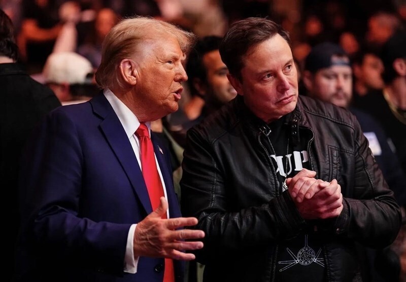 کاخ سفید کنارهگیری ماسک را تکذیب کرد کاخ سفید کنارهگیری ماسک را تکذیب کرد