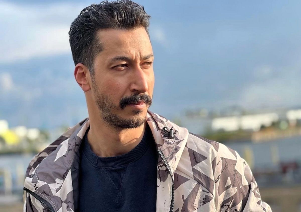 ببینید| سکانس ورود بهرام افشاری به پایتخت و پایان شایعات! ببینید| سکانس ورود بهرام افشاری به پایتخت و پایان شایعات!