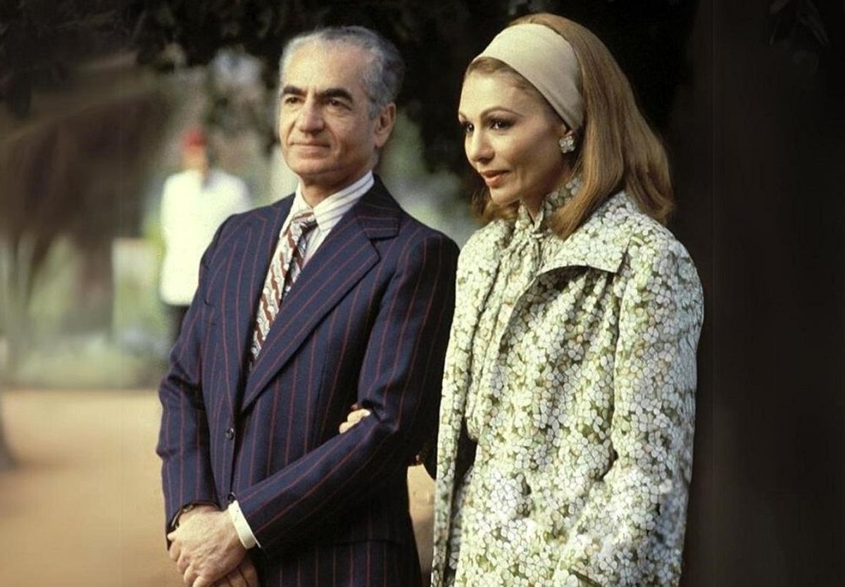 تفرج زمستانی پهلوی‌ها سال ۵۲ در سوئیس +عکس