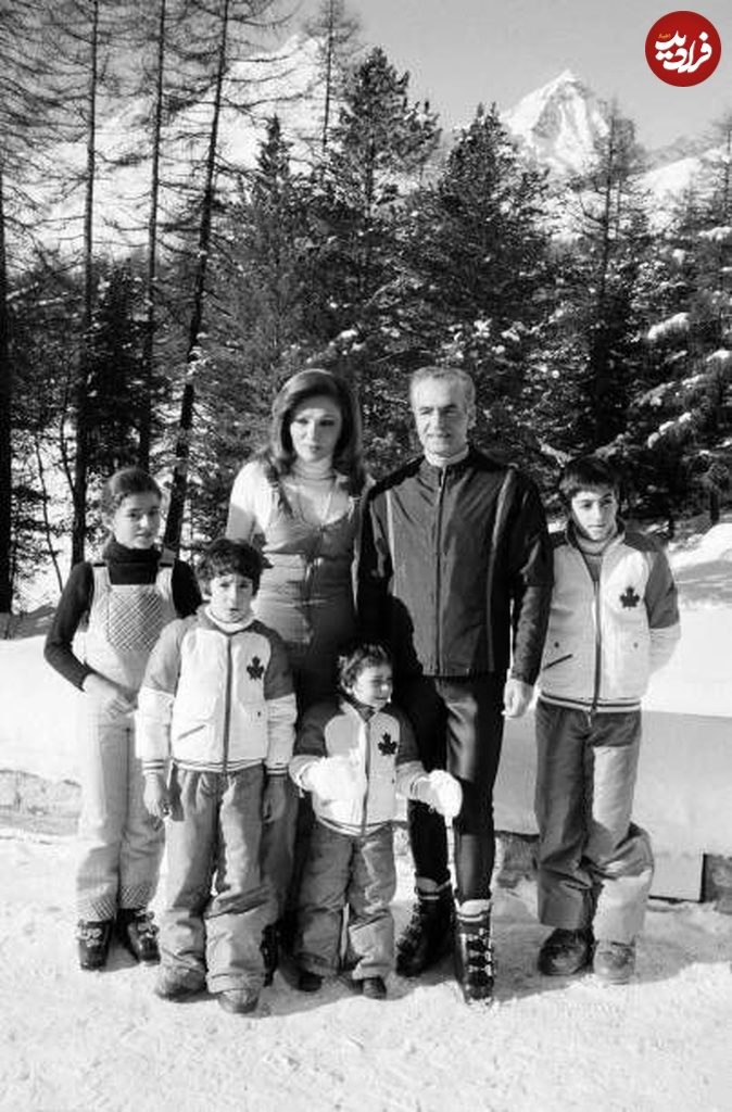 تفرج زمستانی پهلوی‌ها سال ۵۲ در سوئیس +عکس
