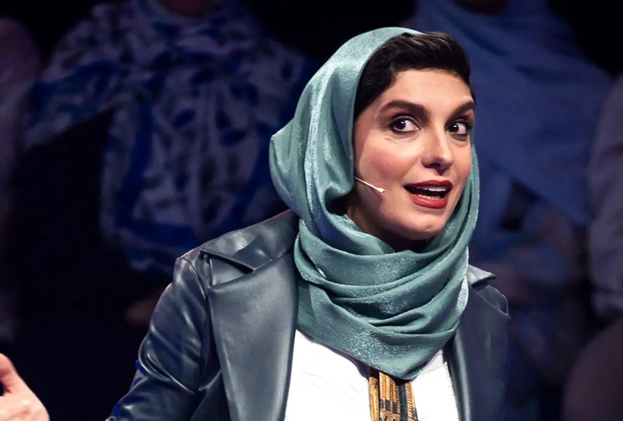 ببینید| خوانندگی الیکا عبدالرزاقی در برنامه صداتو