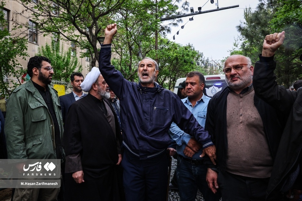 فریاد‌های حمید نوری در تشییع قاضی حسینعلی نیری +تصاویر