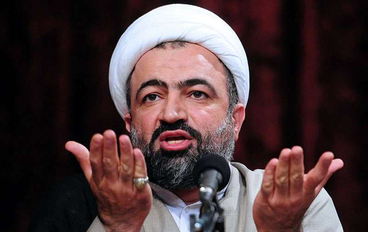 حمله تند رسایی به کروبی: مماشات تا کی؟ آیا وقت محاکمه سران فتنه نرسیده؟!