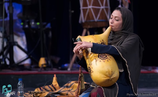 ببینید| نی‌انبان زدن لیانا شریفیان روی صحنه وایرال شد