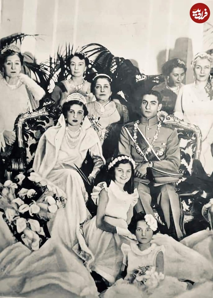 عکس عروسی فوزیه و محمدرضا پهلوی با حضور ملکۀ مصر