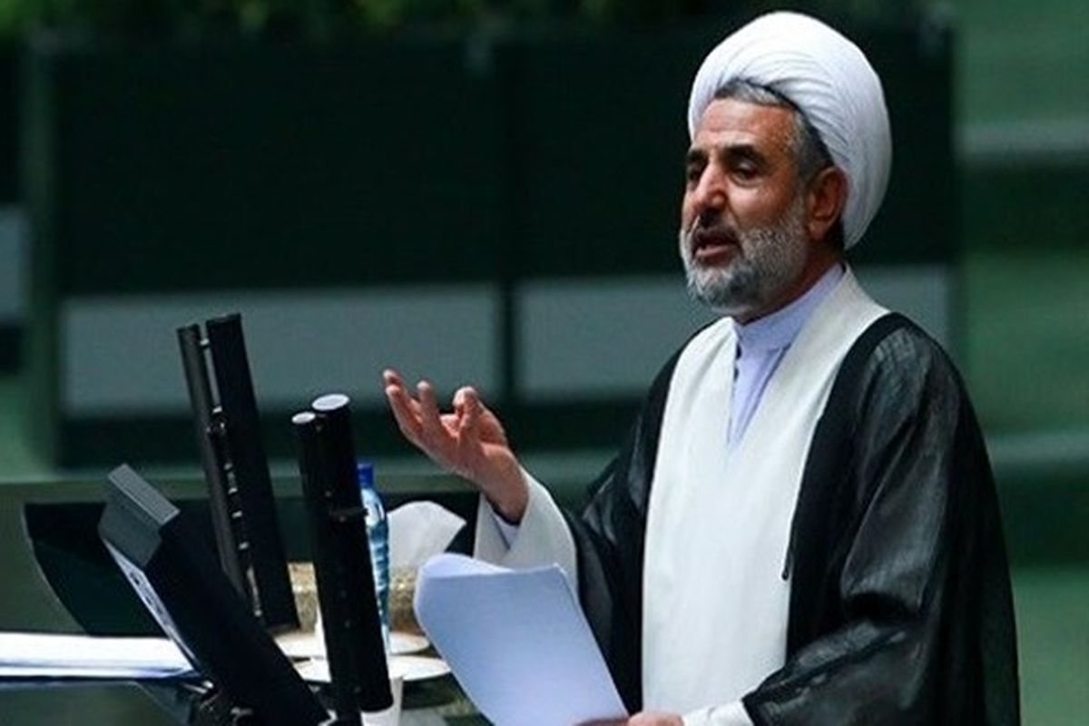 انتقاد تند ذوالنوری از وزیر کشور بخاطر برگزاری یک کنسرت: عامل عادی سازی لاابالی گری شدهاید! انتقاد تند ذوالنوری از وزیر کشور بخاطر برگزاری یک کنسرت: عامل عادی سازی لاابالی گری شدهاید!