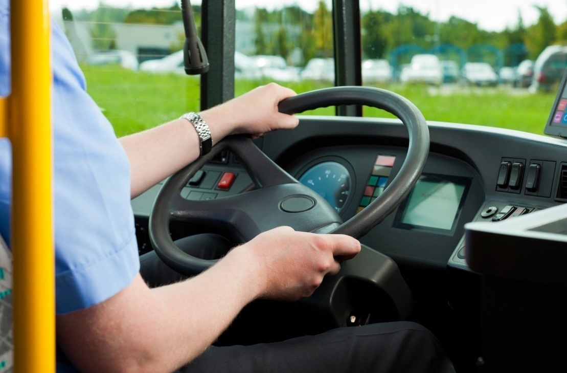 ببینید| مستی ۷۸٪ درصدی راننده اتوبوس پر از مسافر!