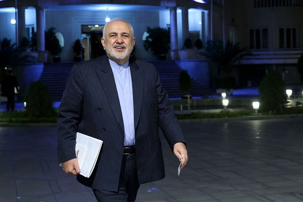 روایت «فرهیختگان» از پشت پرده شایعه نقش ظریف در مذاکرات؛ خلع ید دولت