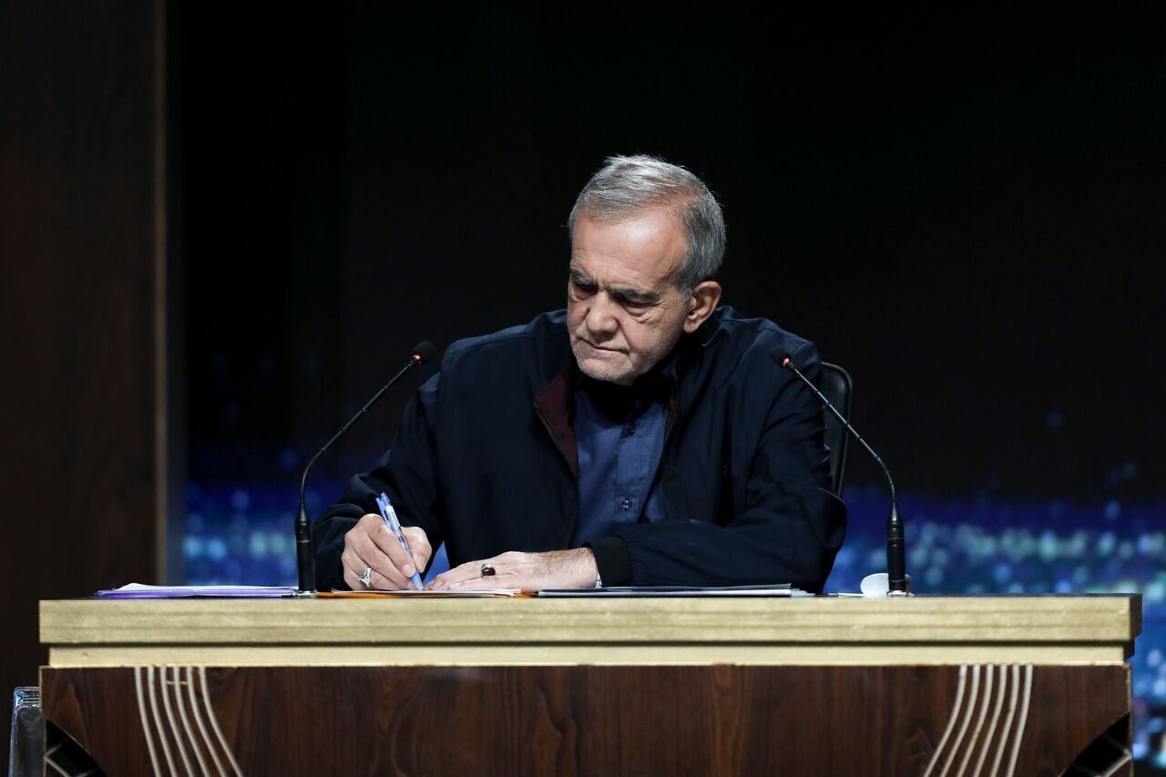 پزشکیان: ایران زمانی درست می‌شود که ما تغییر کنیم