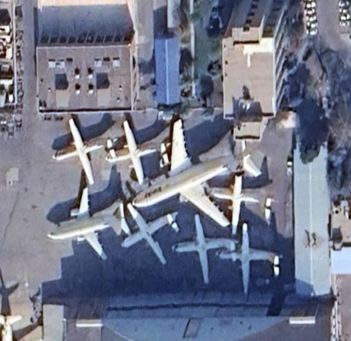 تصاویر خبرسازی که از فرودگاه مهرآباد فاش شد!