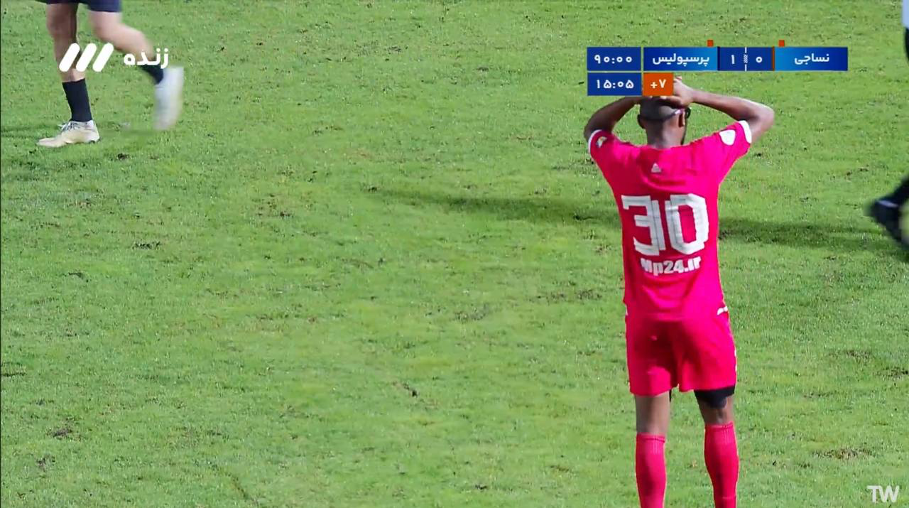 عکس| حسرت یامگا بعد از هدر دادن حساس‌ترین پنالتی فصل