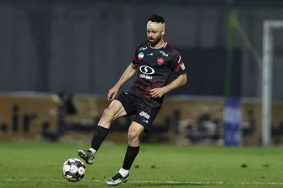 عکس| ۶ بخیه روی سر ستاره پرسپولیس