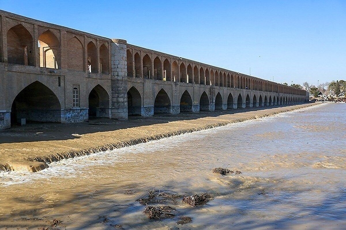 زاینده‌رود در انتظار خلیج فارس | آب هفت استان تامین می‌شود