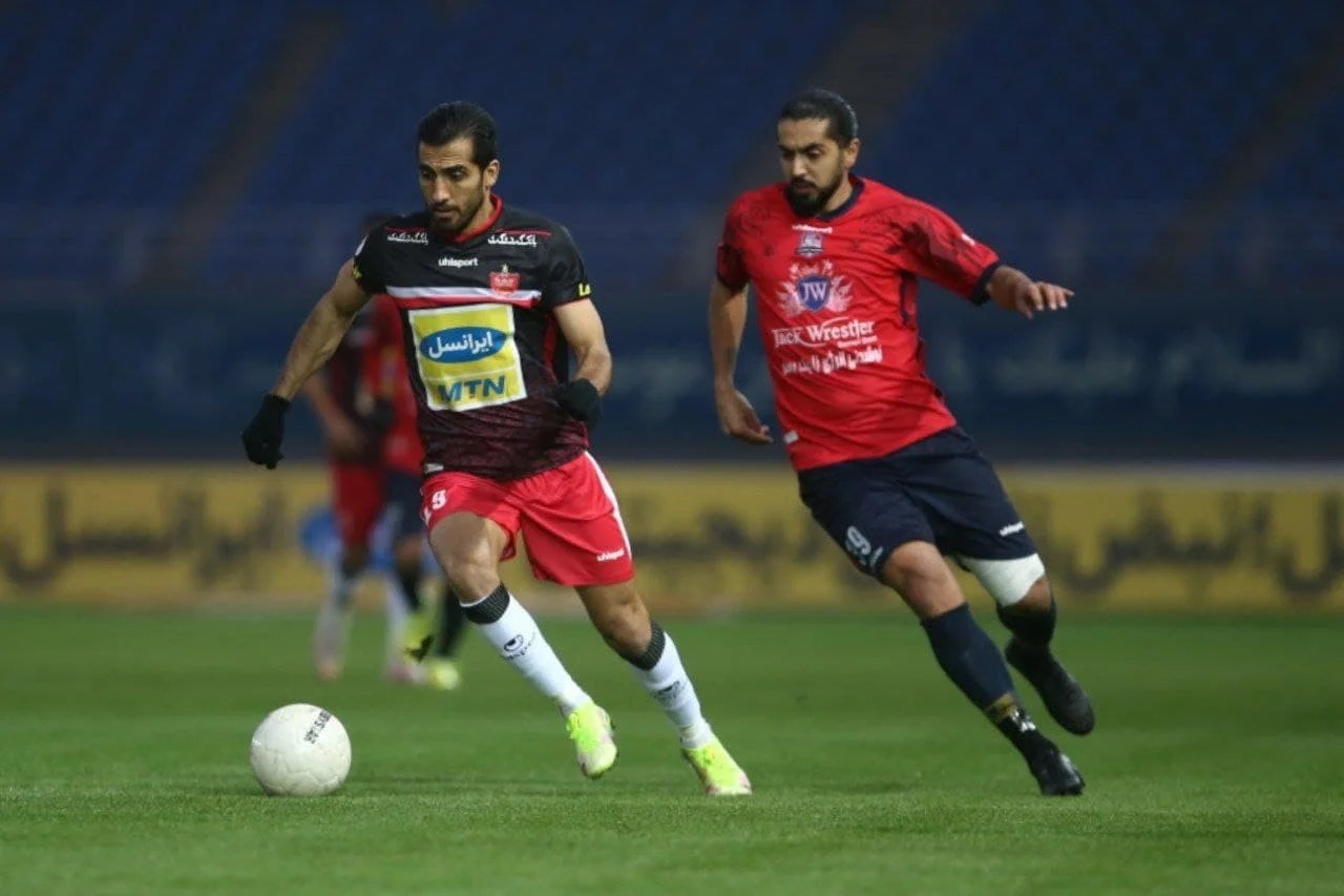 دیدار پرسپولیس و نساجی خشن‌ترین بازی لیگ شد