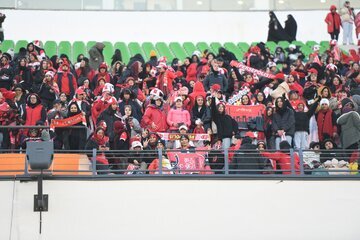 درخواست ویژه پرسپولیسیها از تماشاگران زن درخواست ویژه پرسپولیسیها از تماشاگران زن