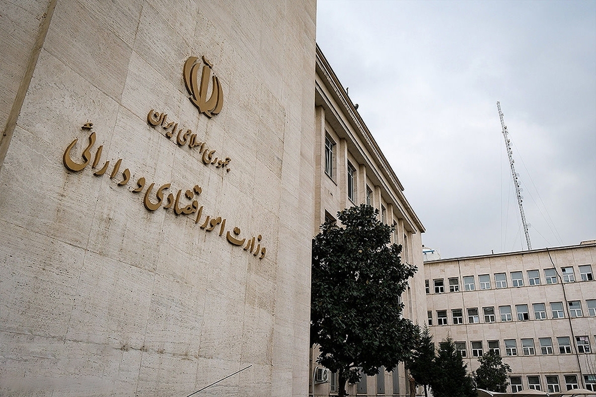 سه گزینه مهم دولت برای تصدی وزارت اقتصاد