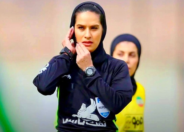 مهرناز ذکایی کیست؟ | داور زن با تجربه ایرانی که نامش در فهرست بین المللی فیفا قرار دارد