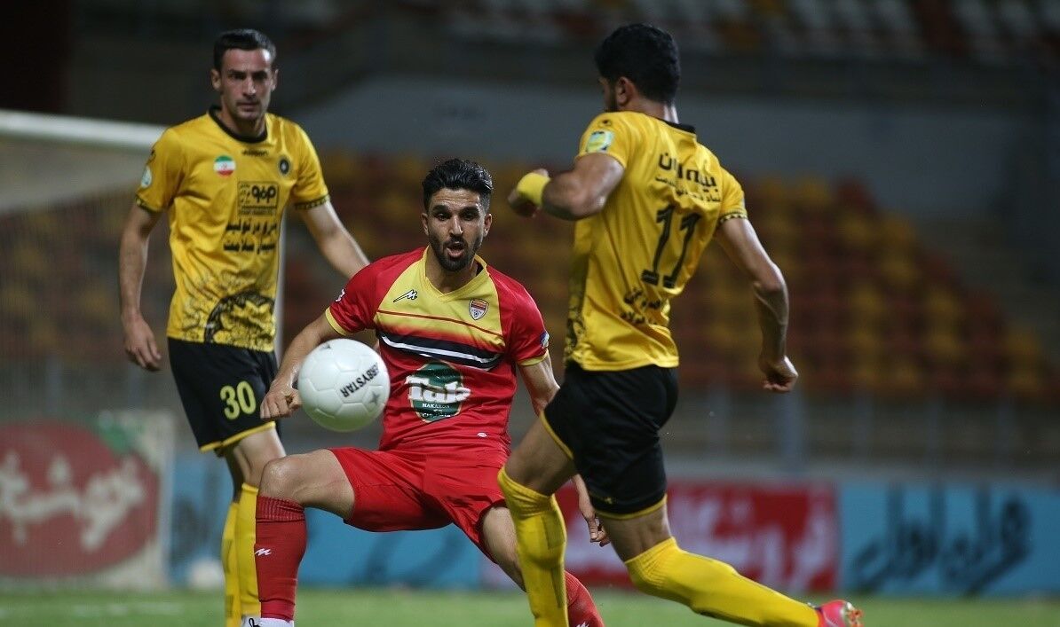 ۳ بازیکن سپاهان در دیدار پرسپولیس حضور ندارند ۳ بازیکن سپاهان در دیدار پرسپولیس حضور ندارند