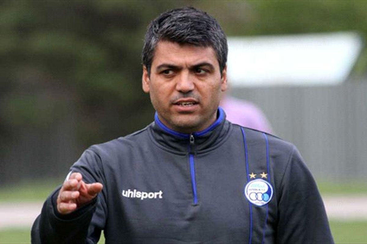 پیشکسوت استقلال: مشکل تیم با تغییر سرمربی هم حل نمی‌شود