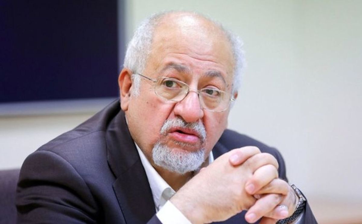 حق شناس: ایران باید از آرمان‌های رویایی دست بردارد و پا در زمین بگذارد