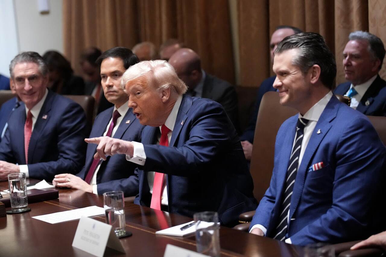 جلسه مهم ترامپ و مقامات سطح بالا برای تعیین موضع آمریکا در دور بعدی مذاکرات جلسه مهم ترامپ و مقامات سطح بالا برای تعیین موضع آمریکا در دور بعدی مذاکرات