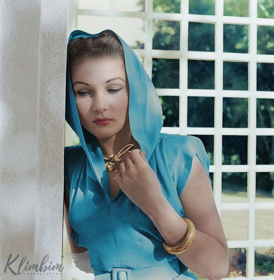 پرتره‌ای دیده نشده از فوزیه ملکه غمگین دربار پهلوی