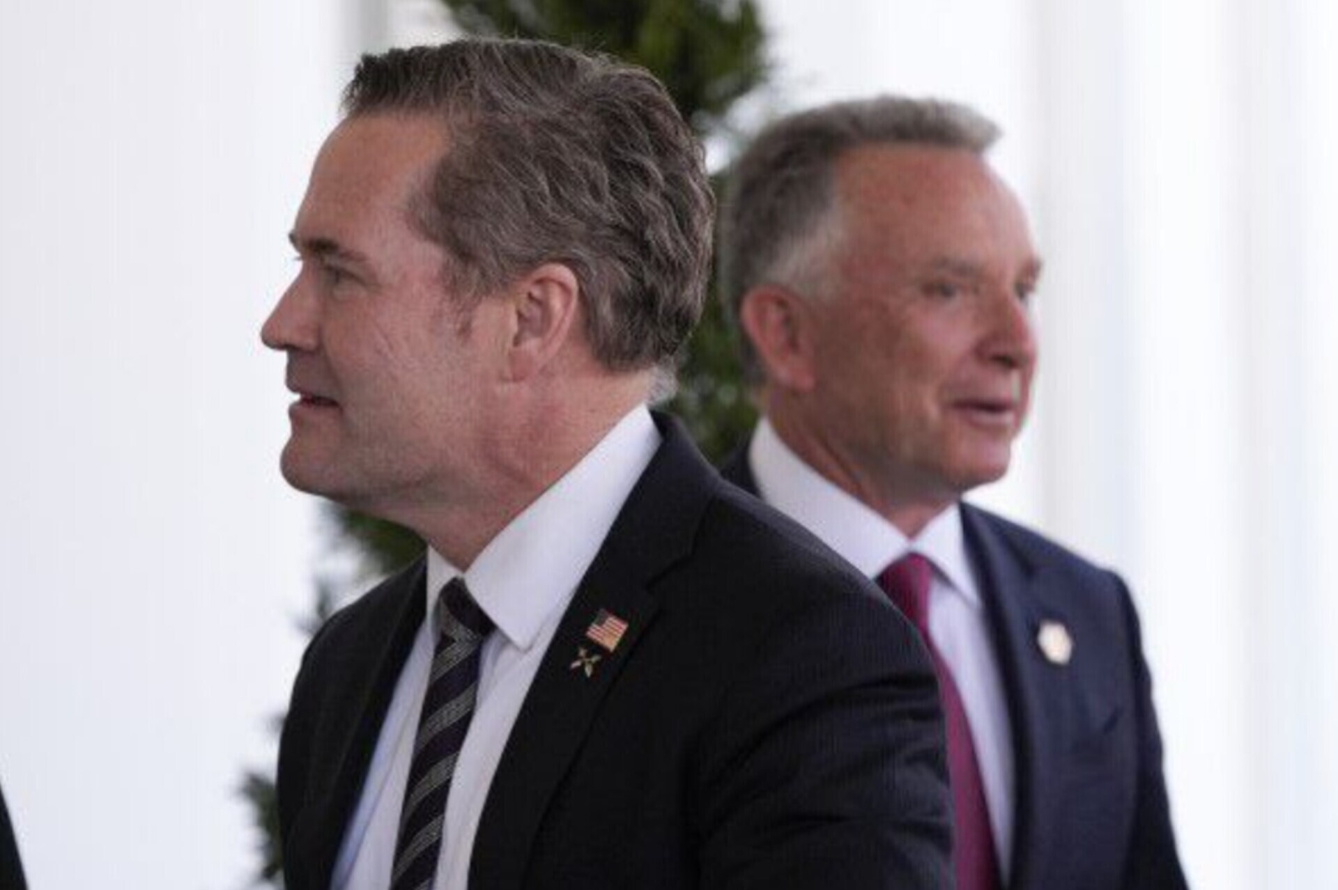 نیویورک تایمز گزارش داد؛ اختلافات داخلی در تیم ترامپ بالا گرفت