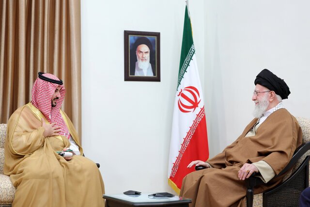 گزارش وزیر دفاع عربستان از دیدار با رهبر ایران