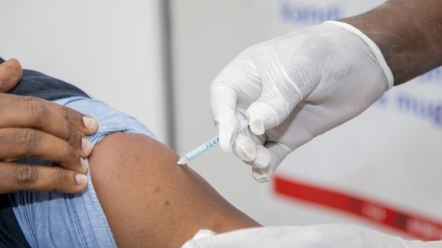 عربستان تزریق واکسن مننژیت را برای همه مسافران الزامی کرد