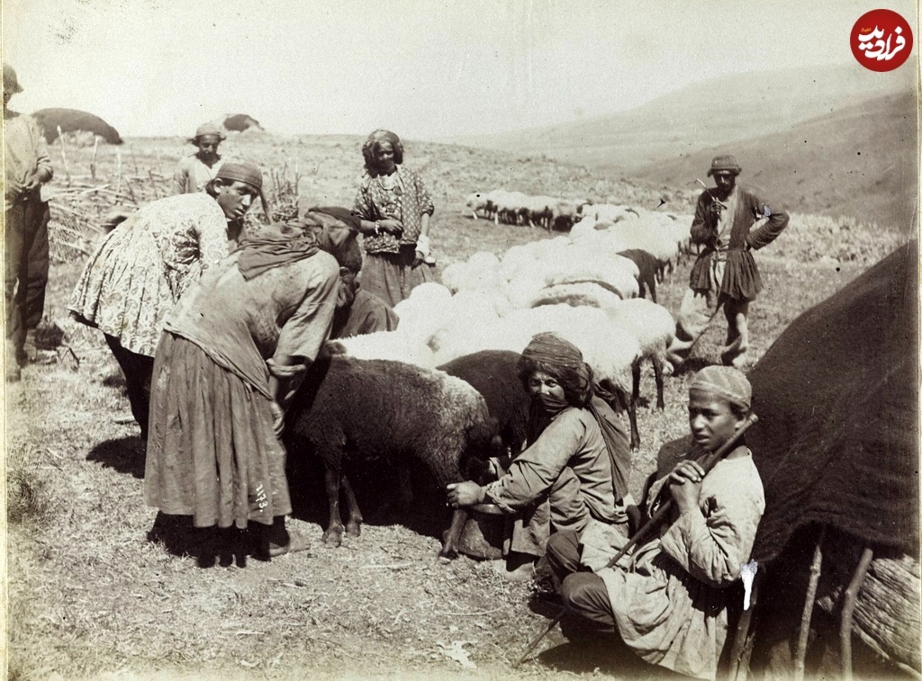 تصاویر جالب و کمتر‌ دیده‌شده قاجاری؛ نگاهی به جزئیات یک مهمانی سلطنتی