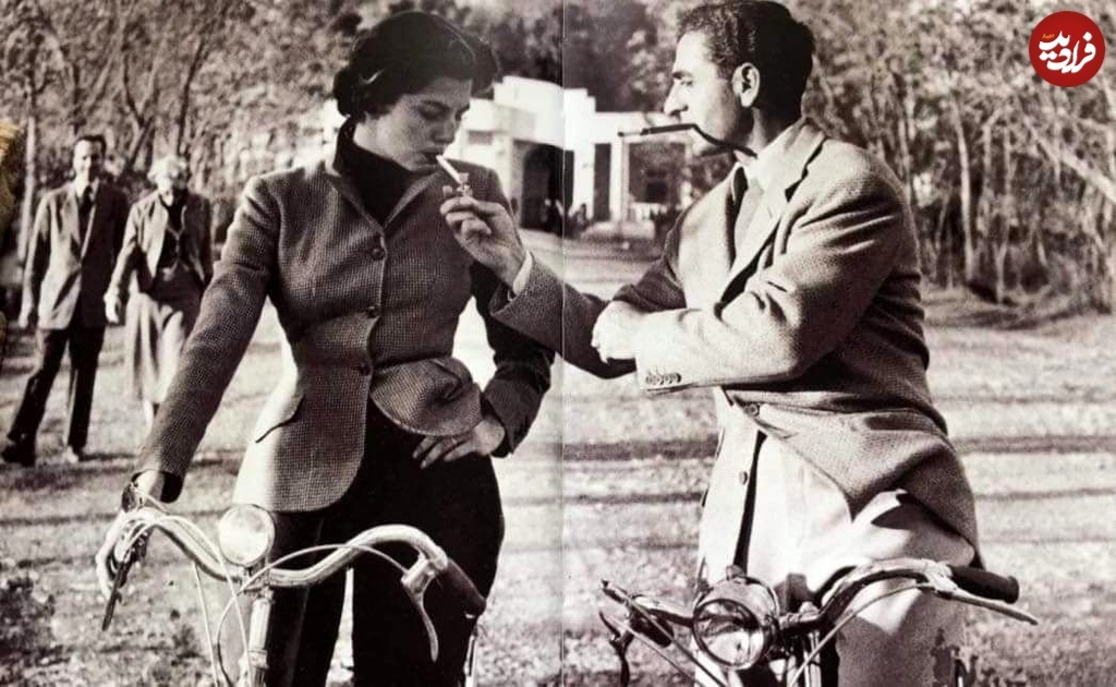 وقتی که محمدرضا پهلوی سیگار ثریا را روشن کرد +عکس