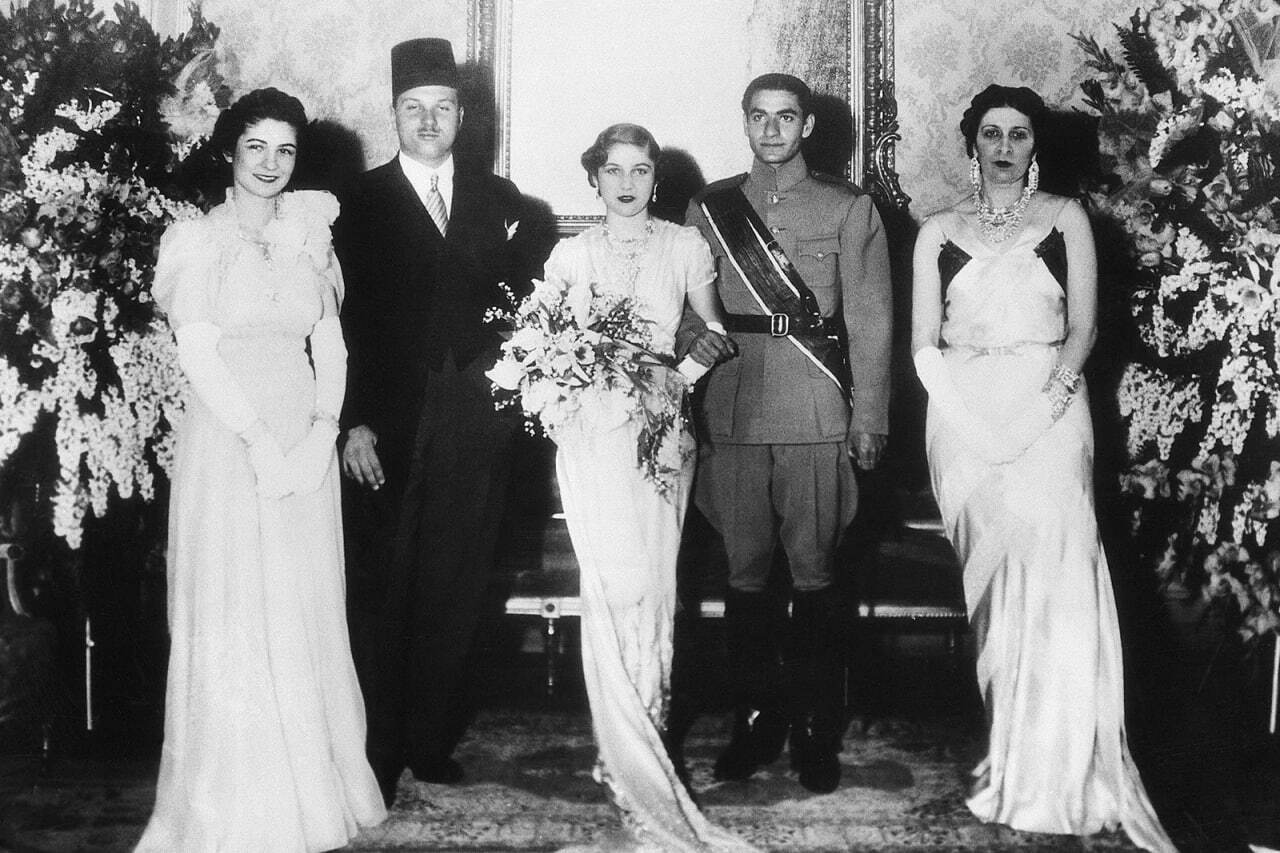 (از چپ به راست) ملکه فریده و ملک فاروق مصر. شاهزاده فوزیه، شاهپور محمدرضا، ملکه مادر