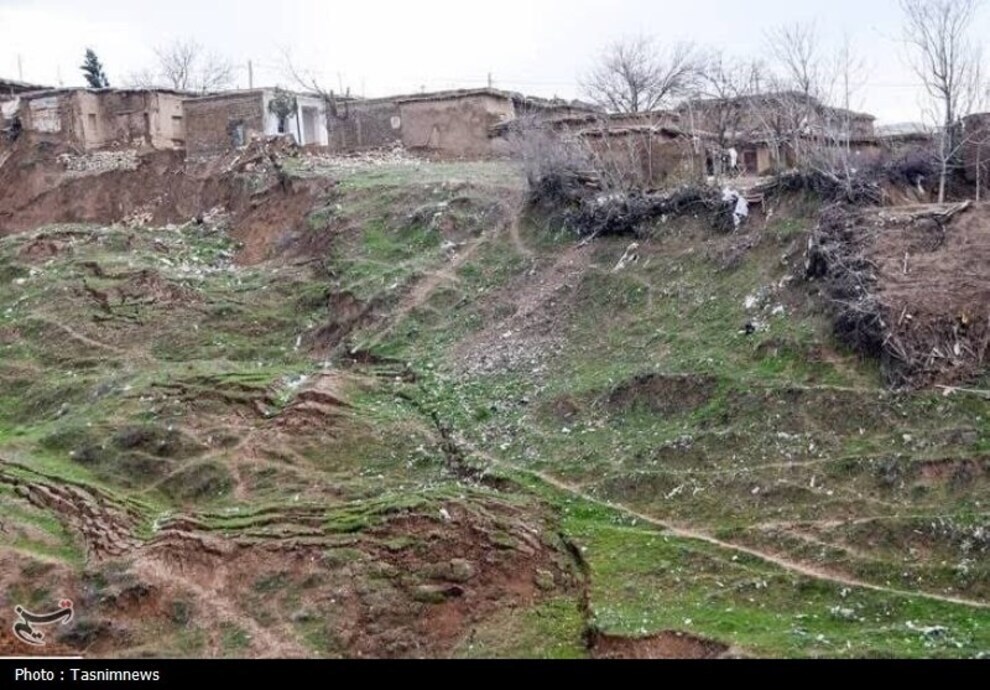 رانش هولناک زمین در بجنورد +تصاویر