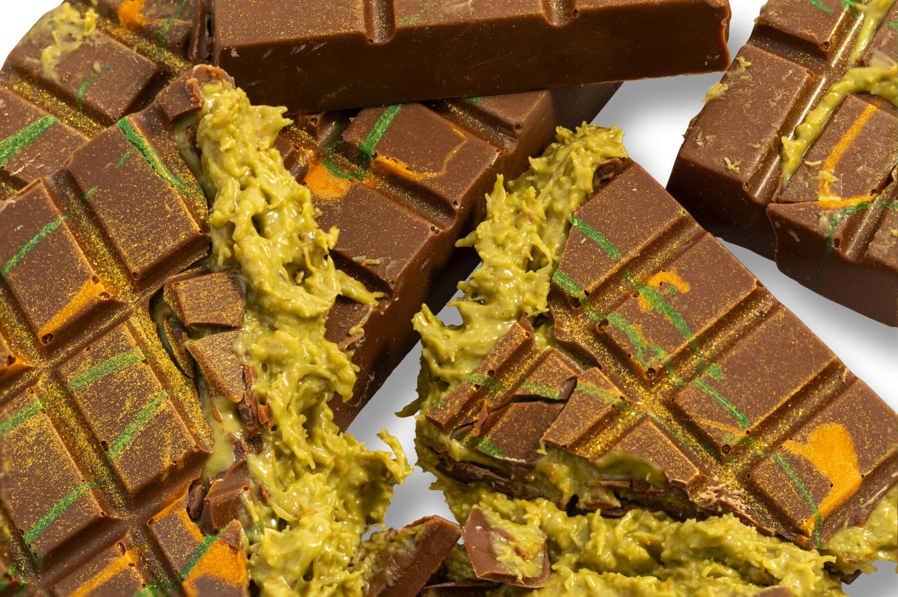 «شکلات دبی»؛ ترند تیک‌تاکی که باعث کمبود پسته جهانی شد!