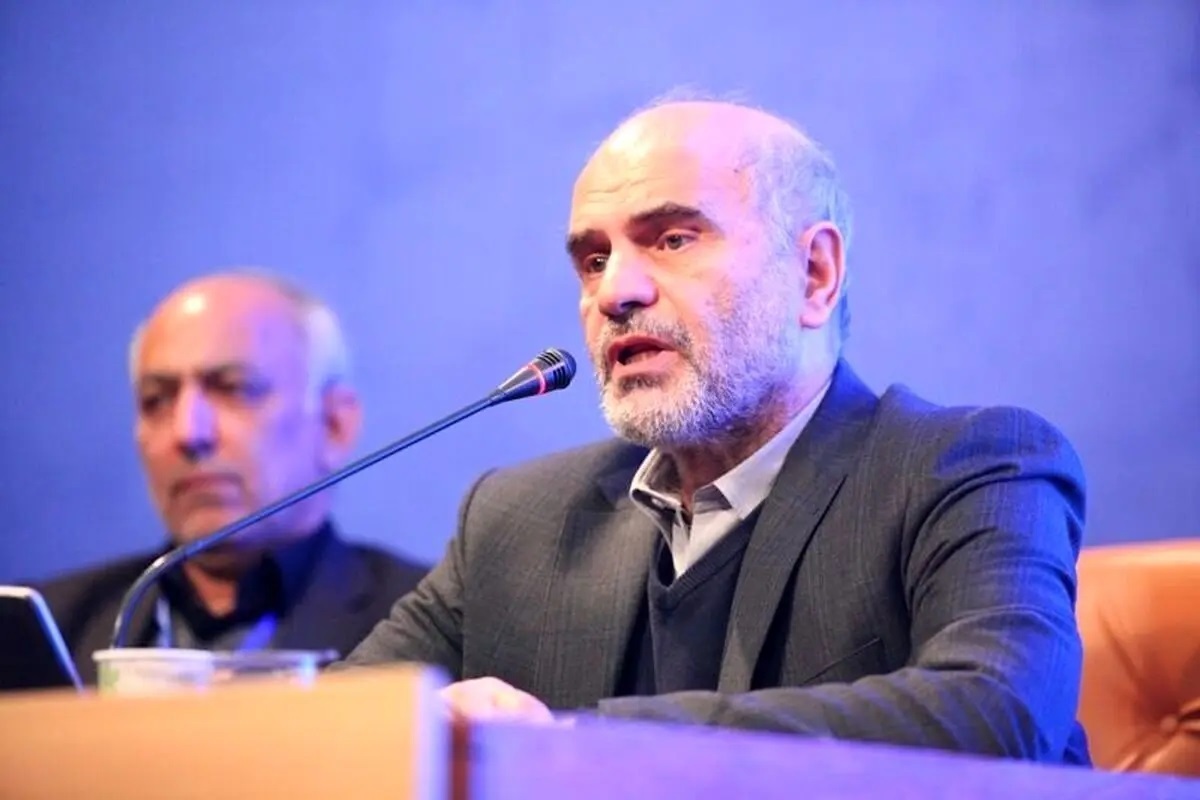 انتقاد شدید فرشاد مومنی به حذف یارانه ها: خدا رحم کرد که قول دادید شوک درمانی نمی‌کنید